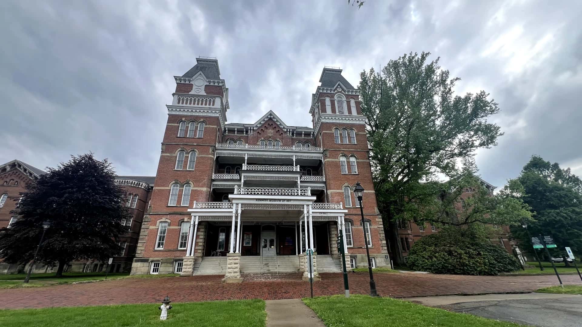 What to Do in Athens, Ohio: A Weekend Guide to The Ridges, Local Eats & Ohio University